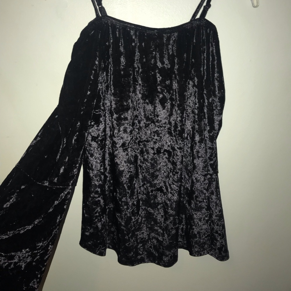 Black off the shoulder crop top